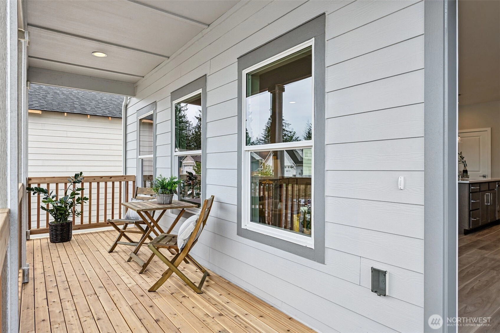 21 E Compass Ln Unit  Allyn WA 98524