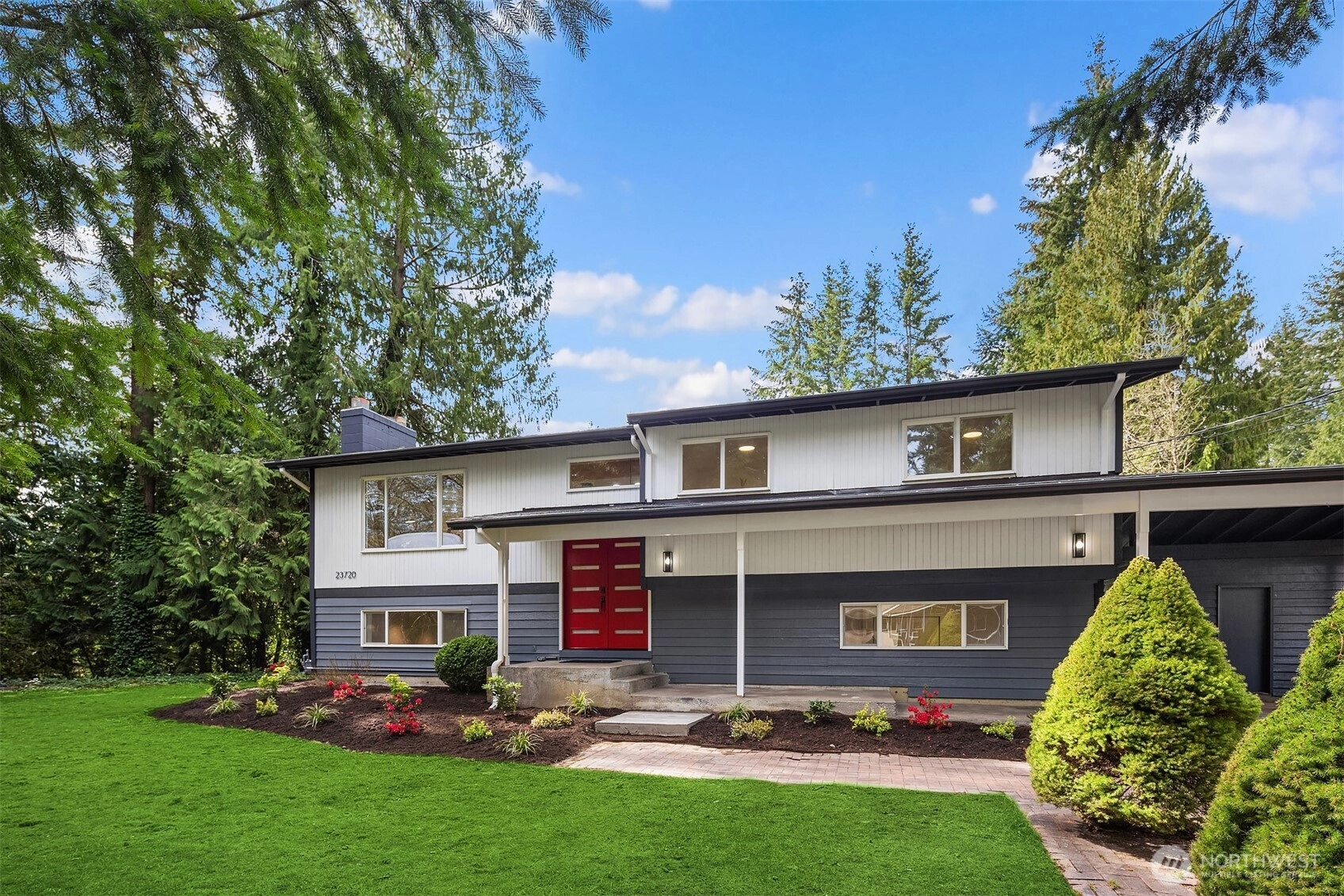 23720 34th Ave W Unit  Brier WA 98036