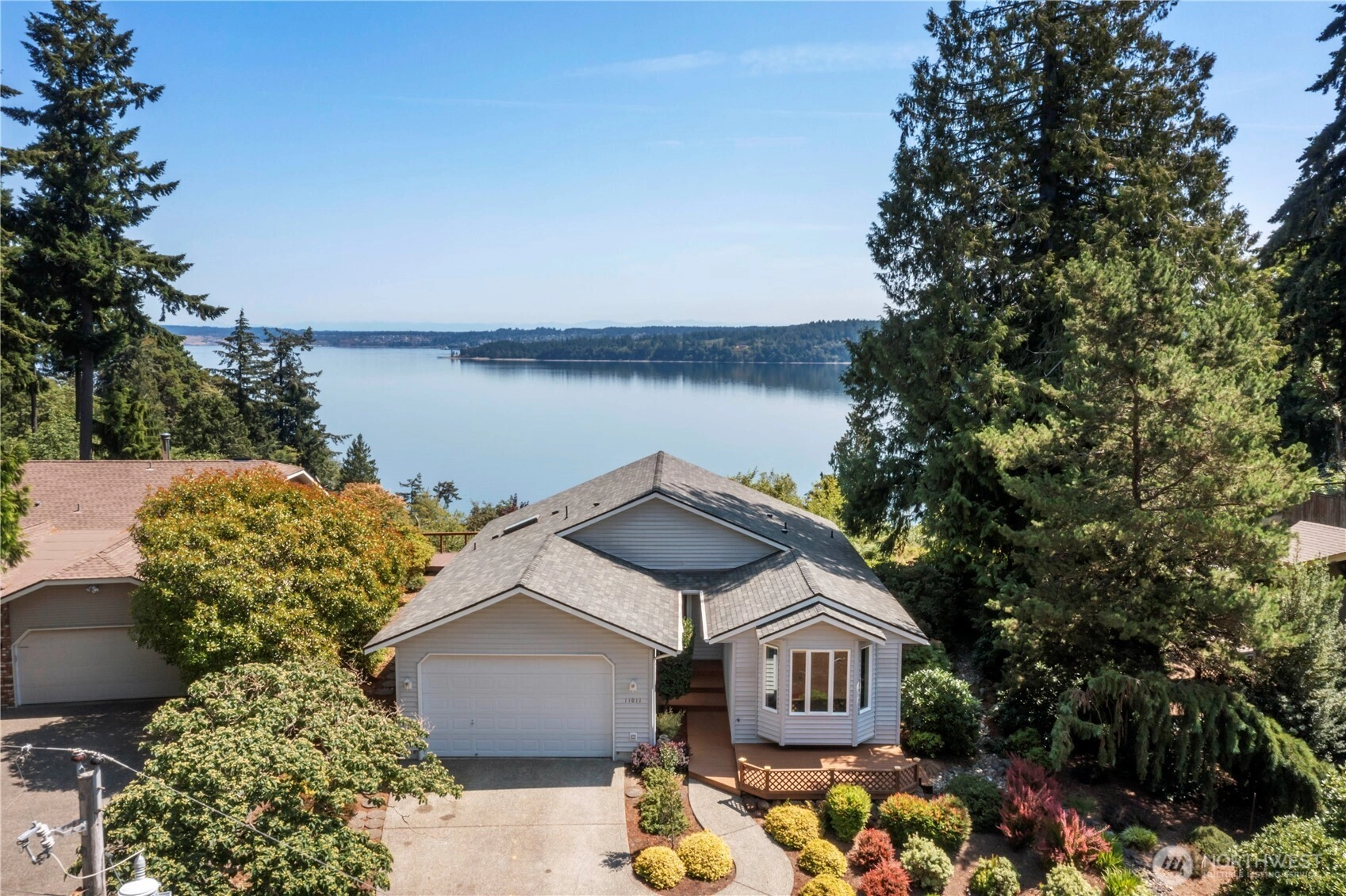 11011 Seaview Dr Unit  Anderson Island WA 98303