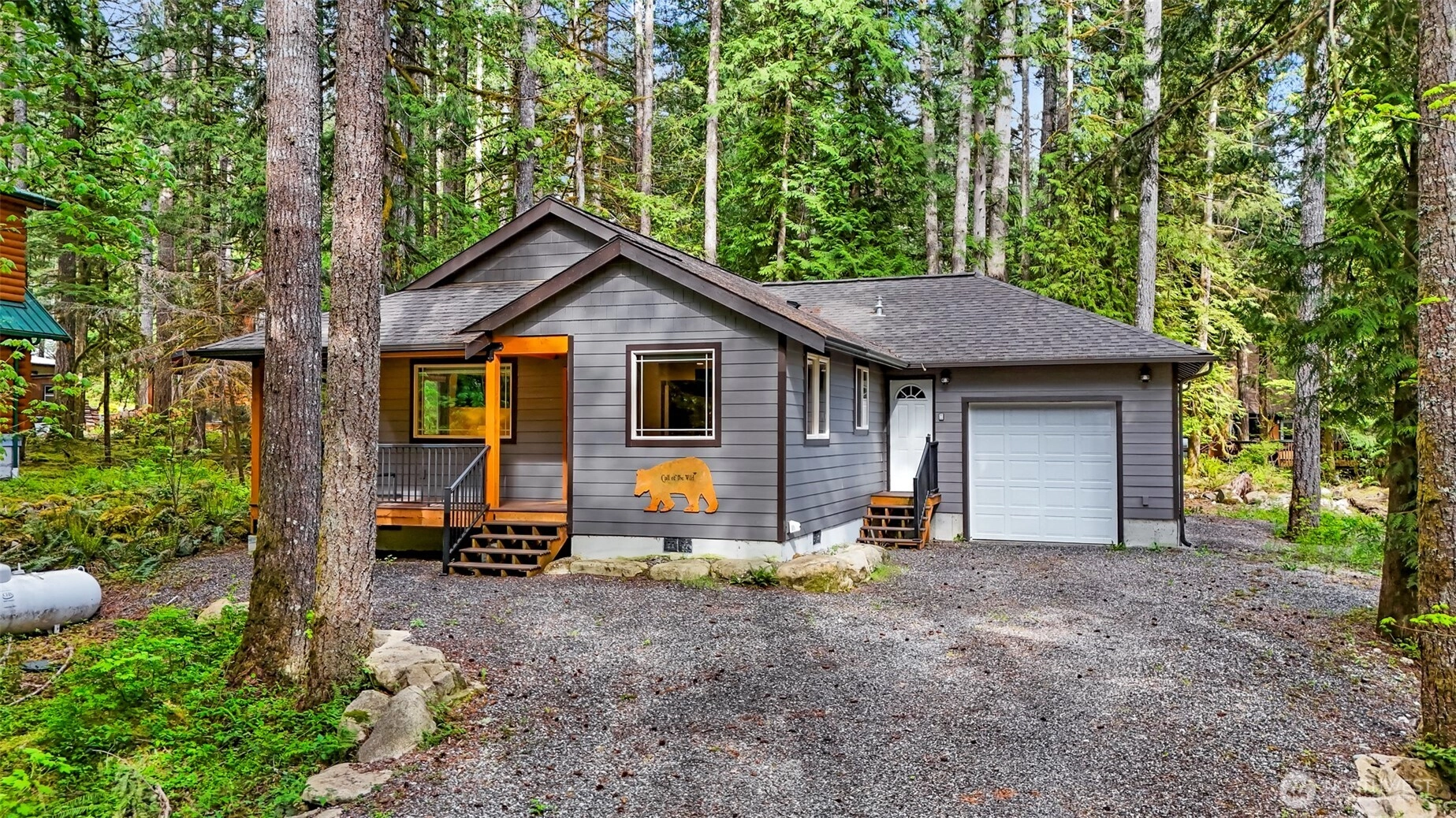 7468 Glacier Springs Dr Deming WA 98244