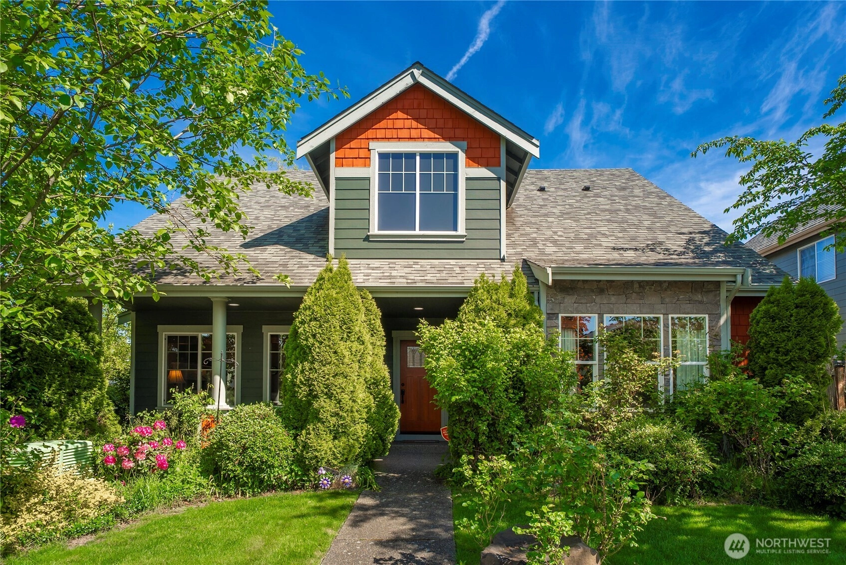 405 Bondgard Ave E Enumclaw WA 98022