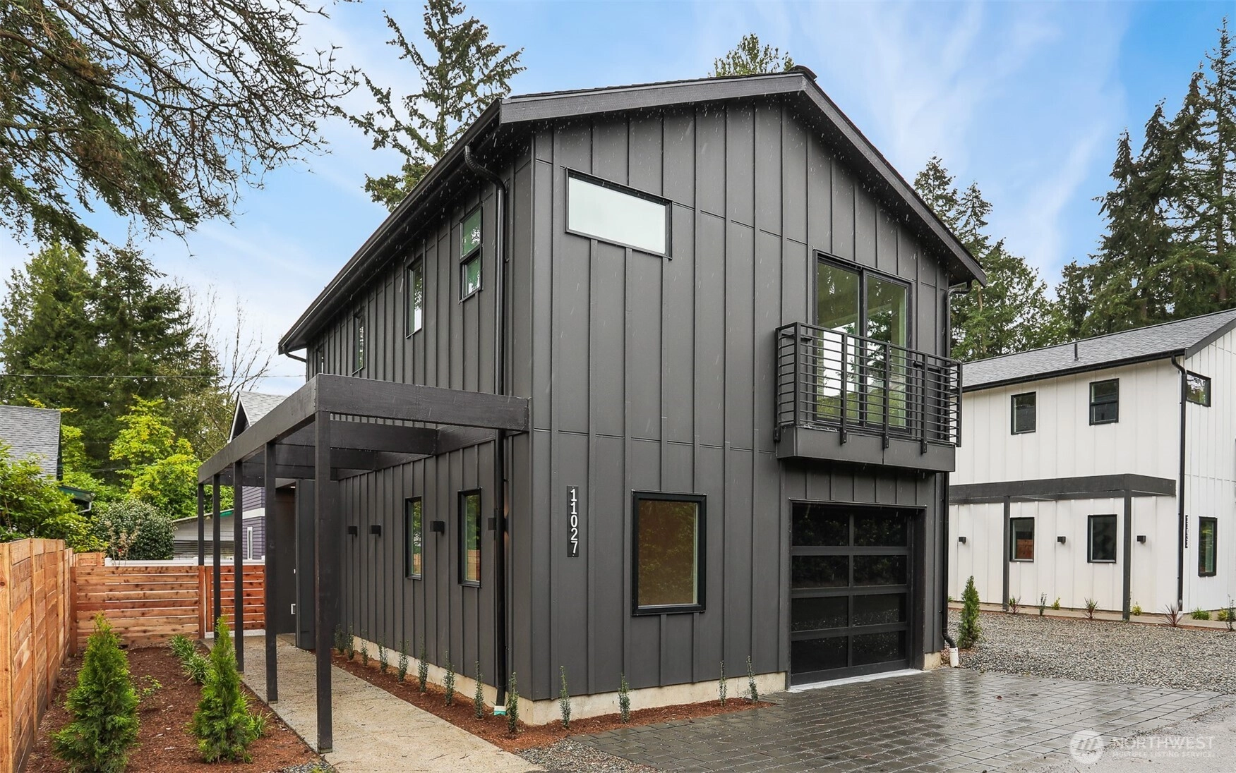 11027 17th Ave NE Seattle WA 98125