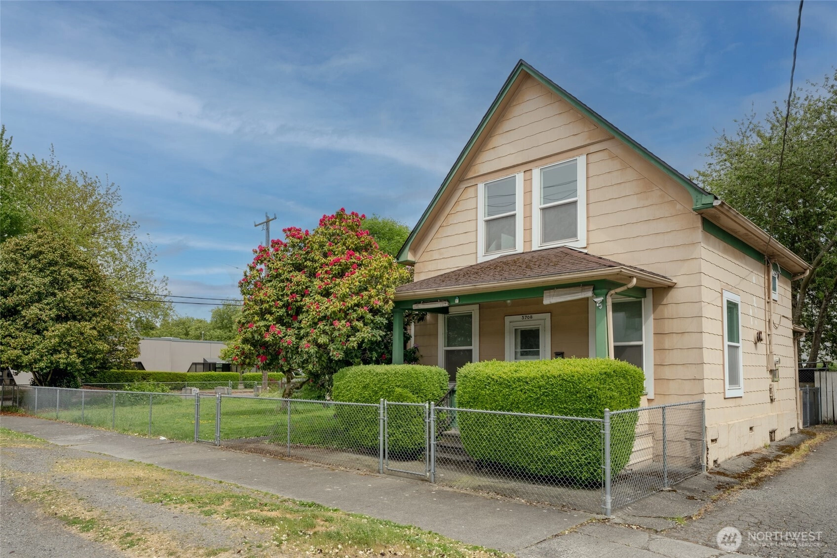 5708 7th Ave S Unit  Seattle WA 98108