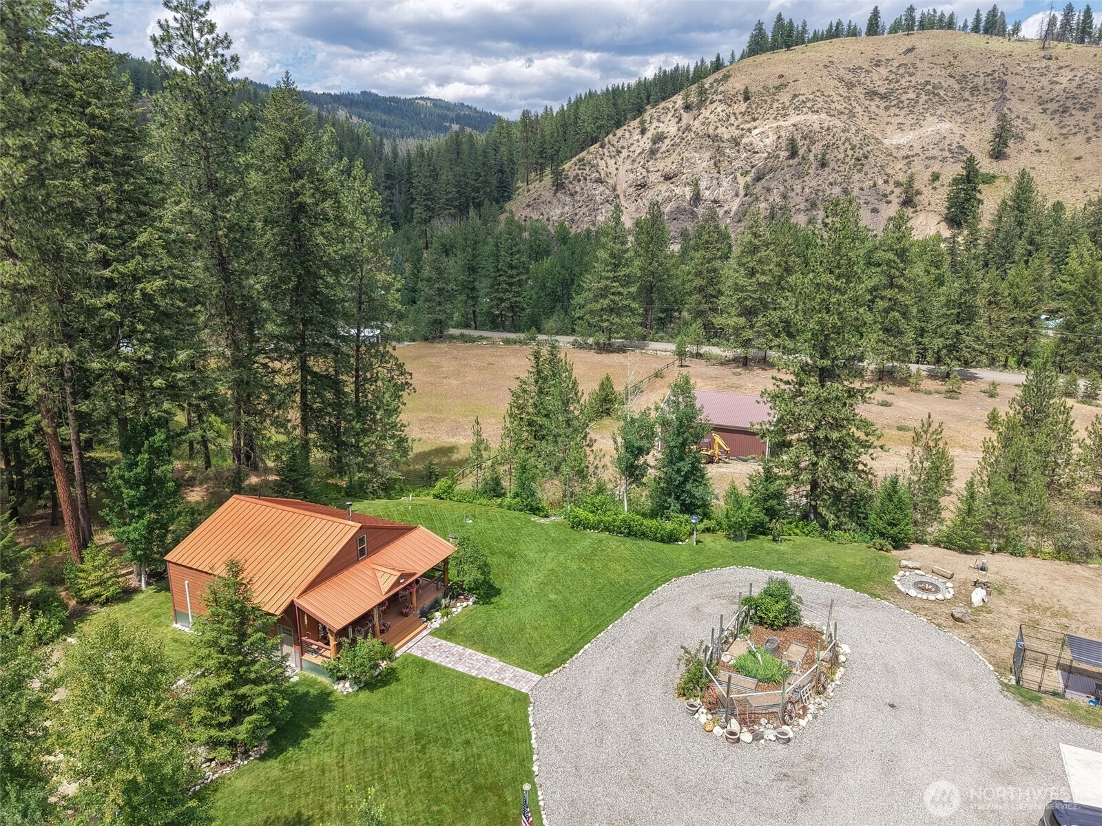 26 Newby Creek Rd Unit  Twisp WA 98856