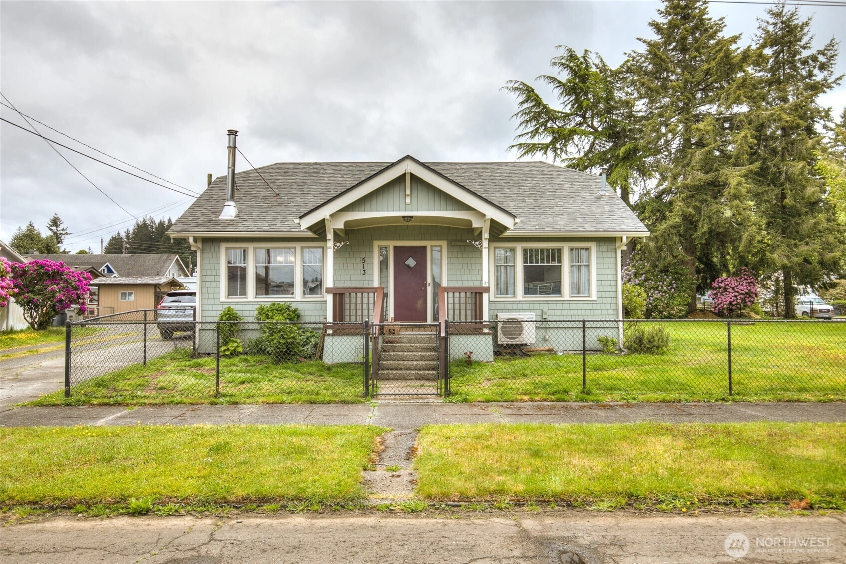 513 E St St E Cosmopolis WA 98537