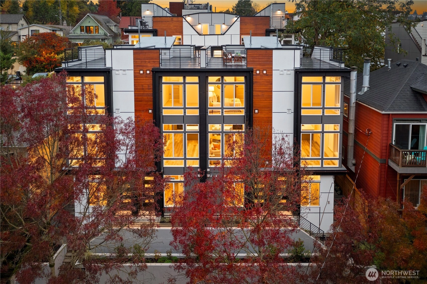 918 A N 35th St Unit  Seattle WA 98103