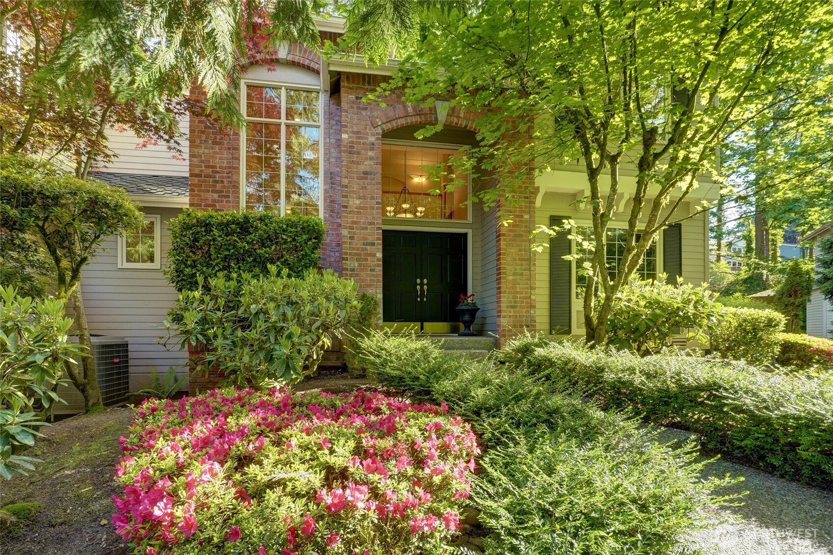 3215 165th Pl NE Bellevue WA 98008
