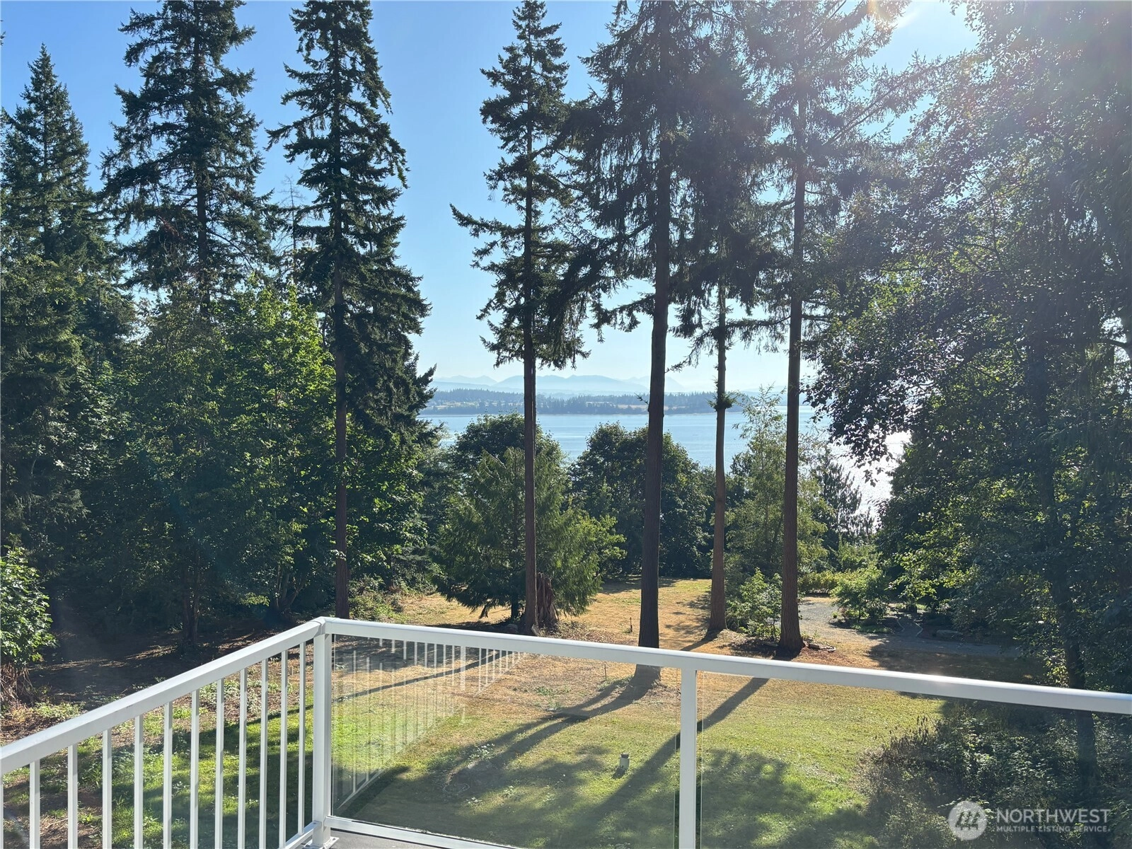 362 N Sunrise Blvd Unit  Camano Island WA 98282