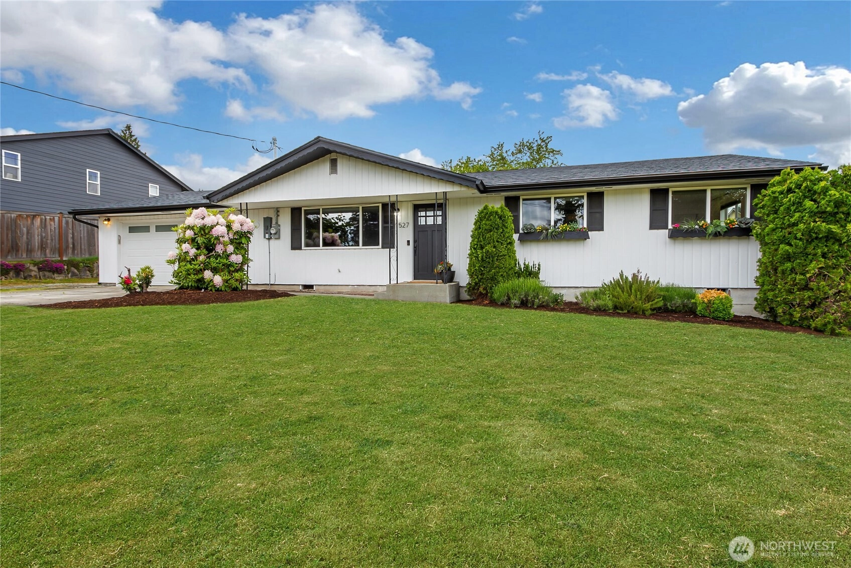 1527 34th Ave Ct SW Puyallup WA 98373