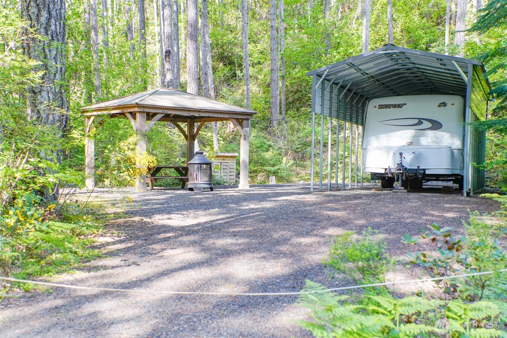 430 N Dow Creek Dr Unit  Hoodsport WA 98548