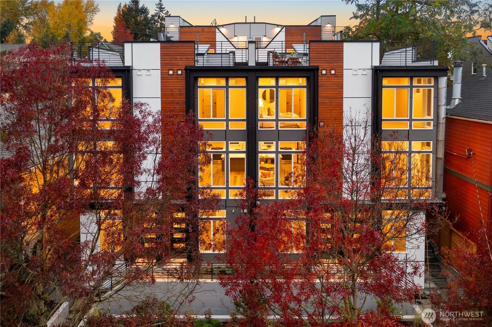 922 A N 35th St Unit  Seattle WA 98103