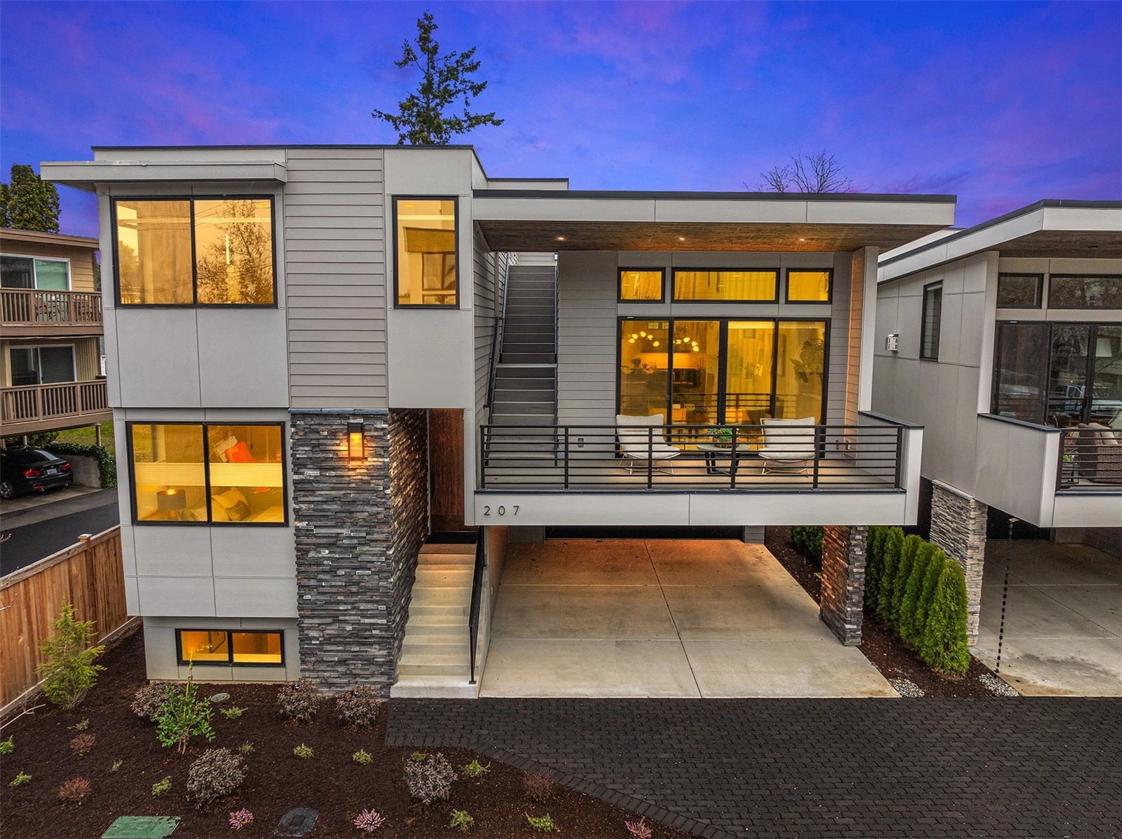 207 2nd Ave S Kirkland WA 98033