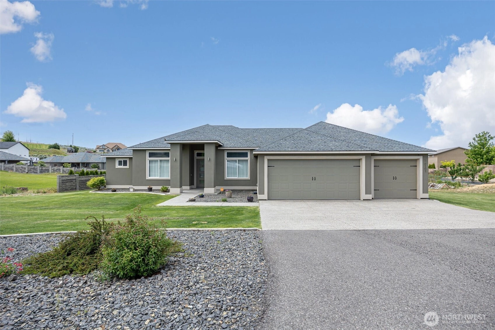 76101 E Timothy Ln Kennewick WA 99338
