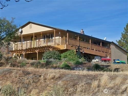 209 Tower St Riverside WA 98849