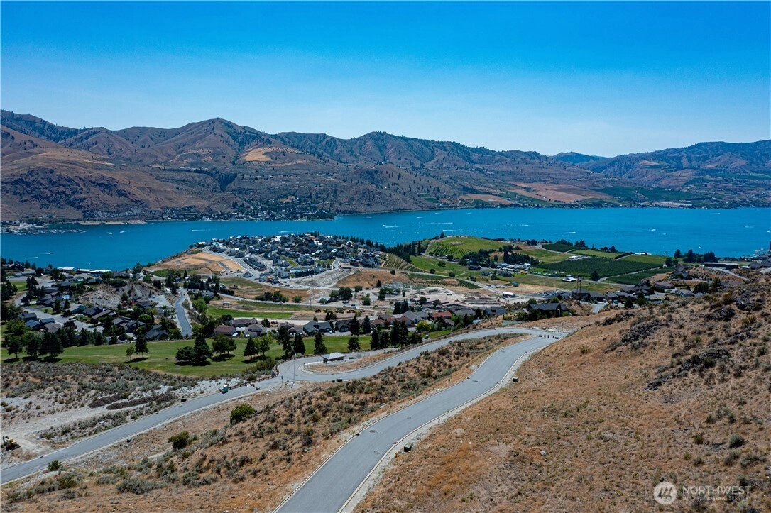 845 Long Dr Unit  Chelan WA 98816