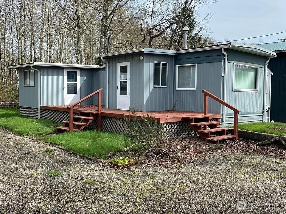 862 St Route 101 Chinook WA 98614