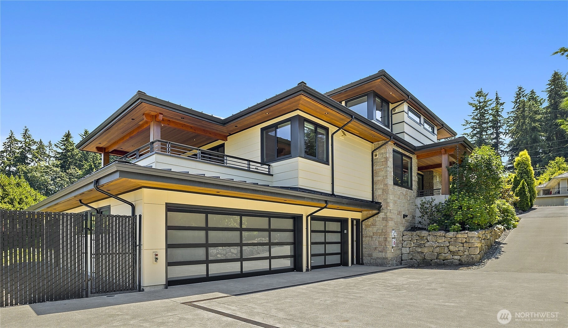 9120 NE 25th Pl Clyde Hill WA 98004