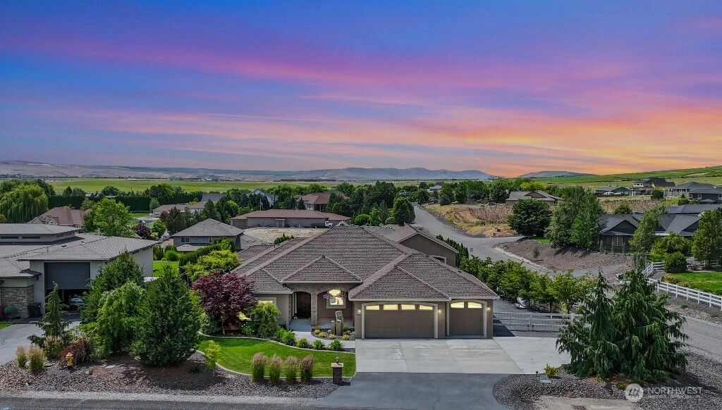 2702 N Levi St Kennewick WA 99338