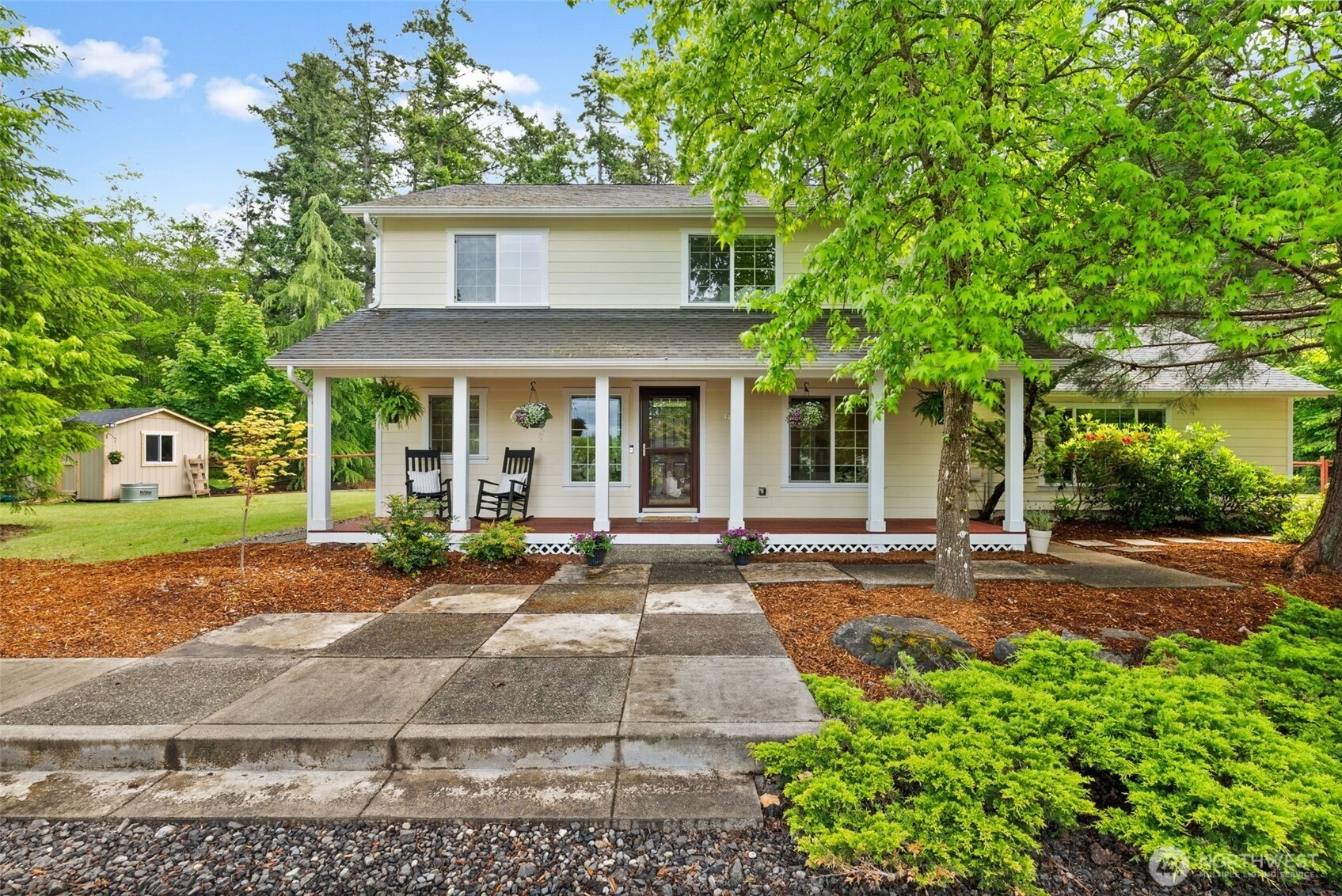 1412 Leschi Pl Unit  Fox Island WA 98333