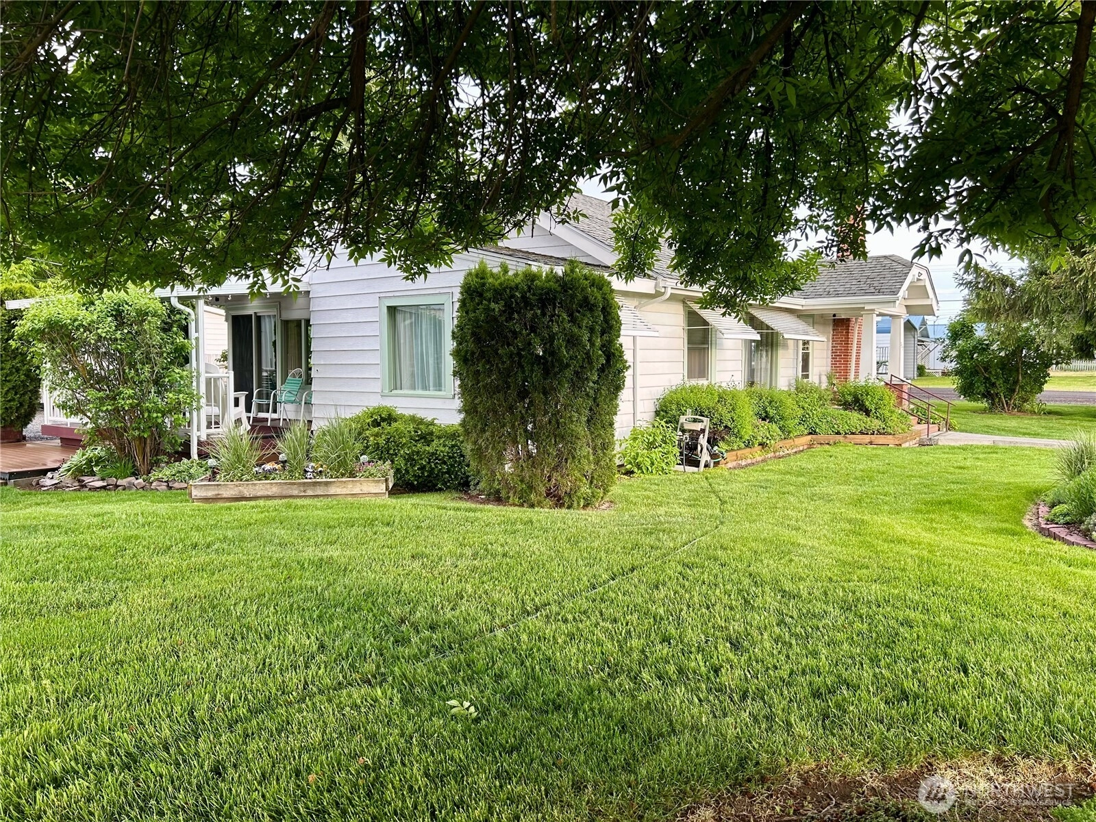 302 N 2nd St Coulee City WA 99115