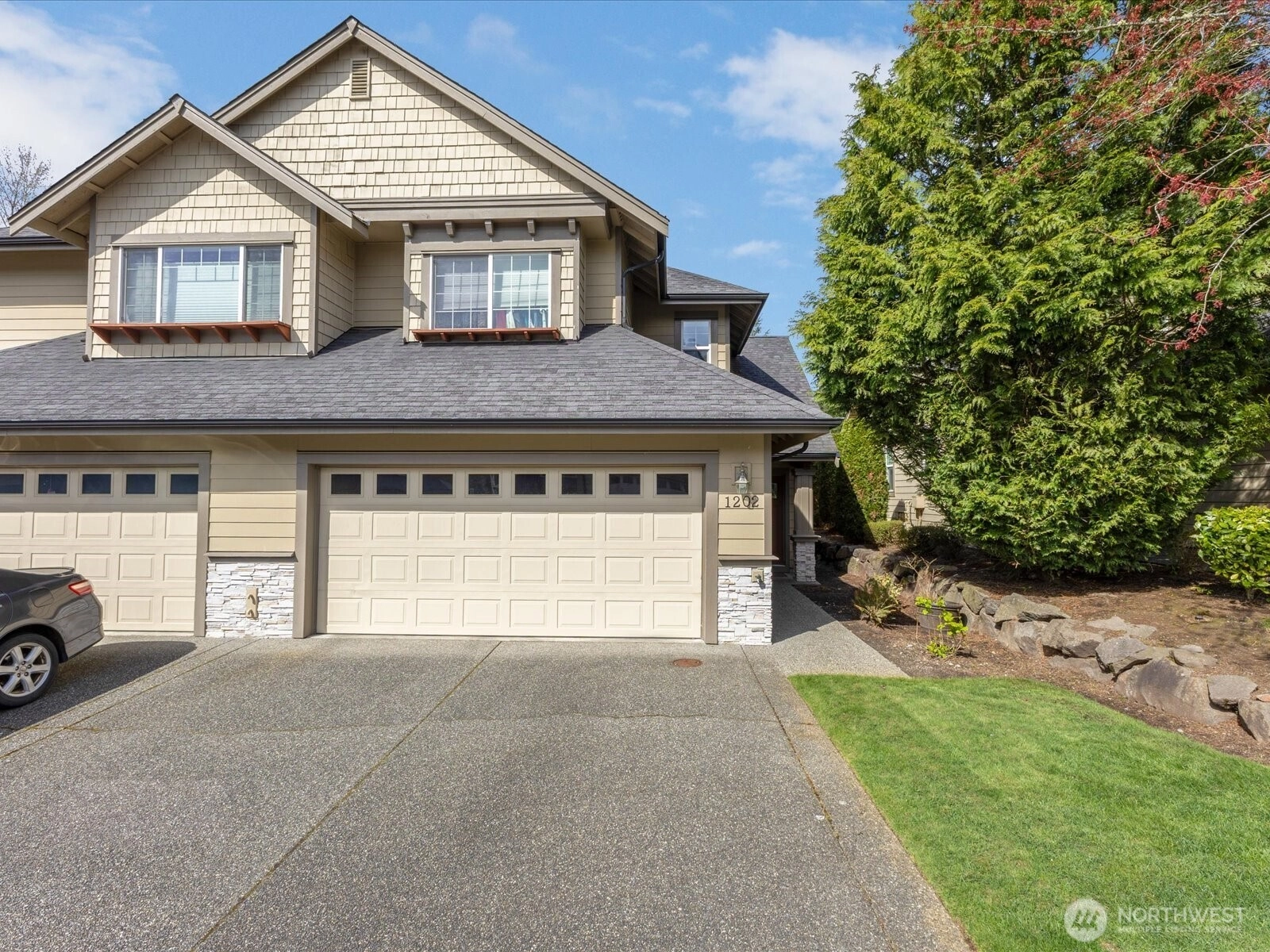 13824 North Creek Dr Unit 1202 Unit 1202 Mill Creek WA 98012