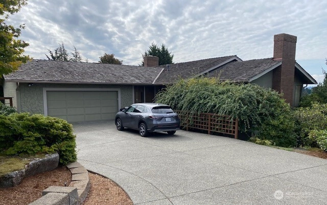 8811 NE 15th Pl Clyde Hill WA 98004