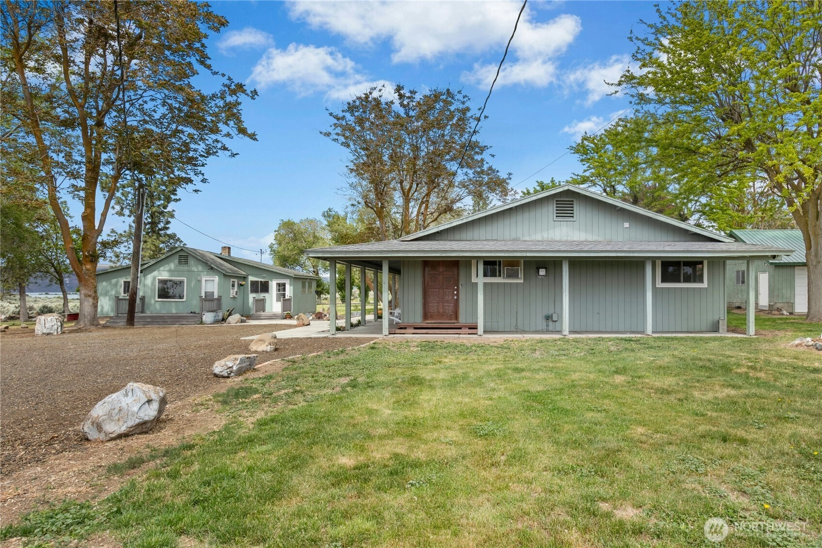 37341 Road J NE Coulee City WA 99115