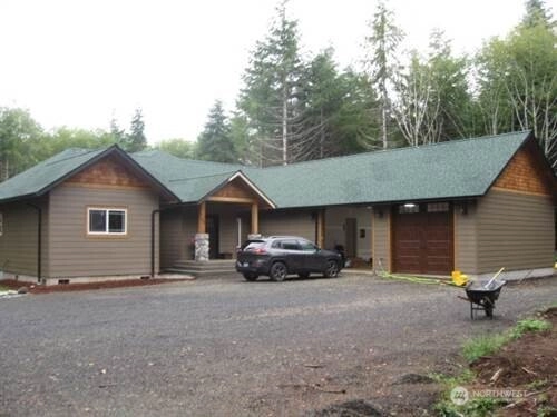 28 Fosjack Ln Wishkah WA 98520