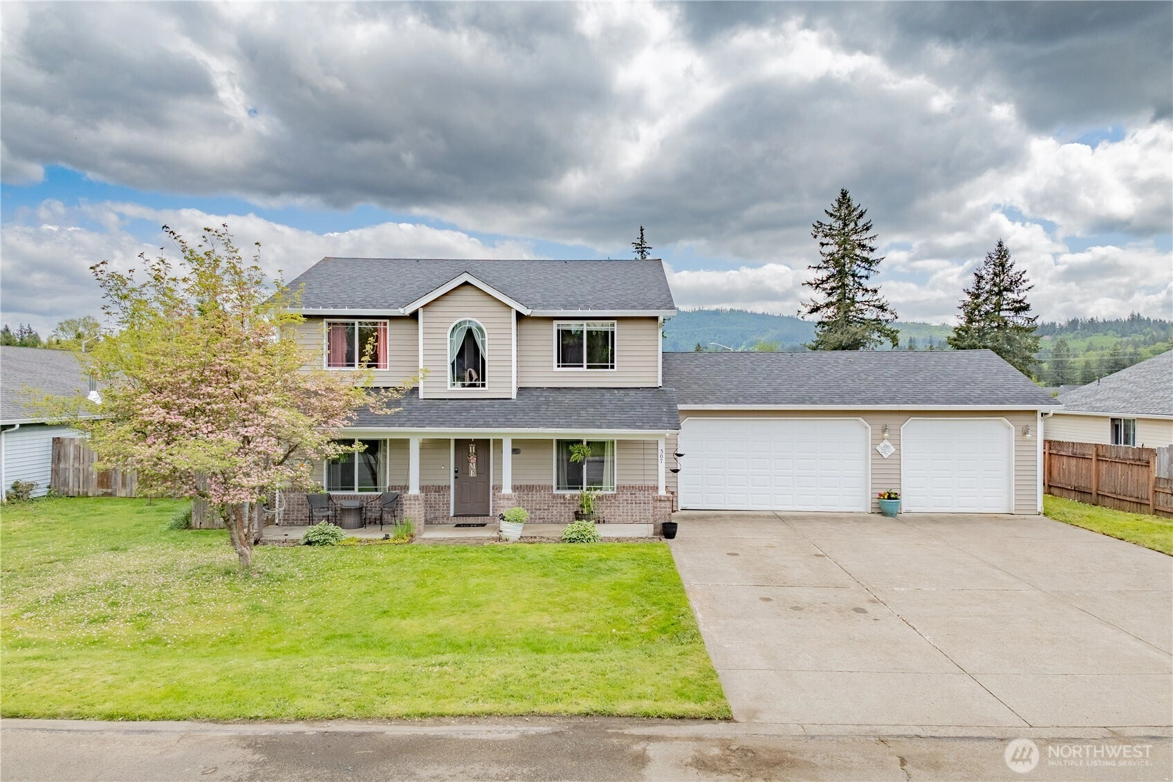 307 E Wilson St Yacolt WA 98675