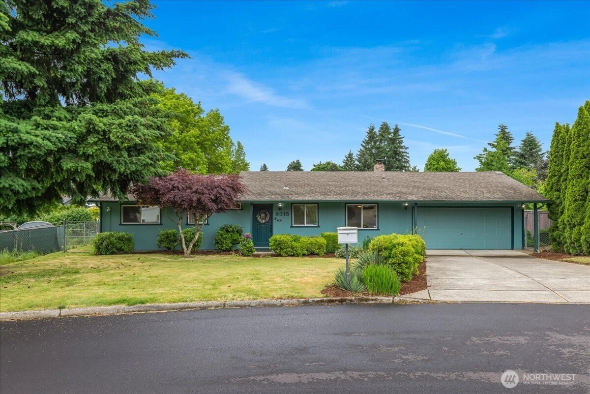 8315 NW 7th Ave Vancouver WA 98665