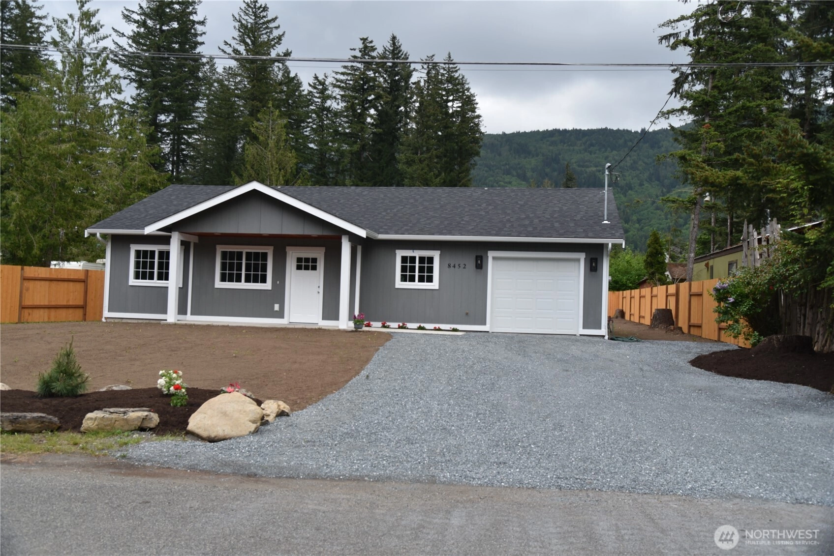 8452 Aspen Ct Maple Falls WA 98266