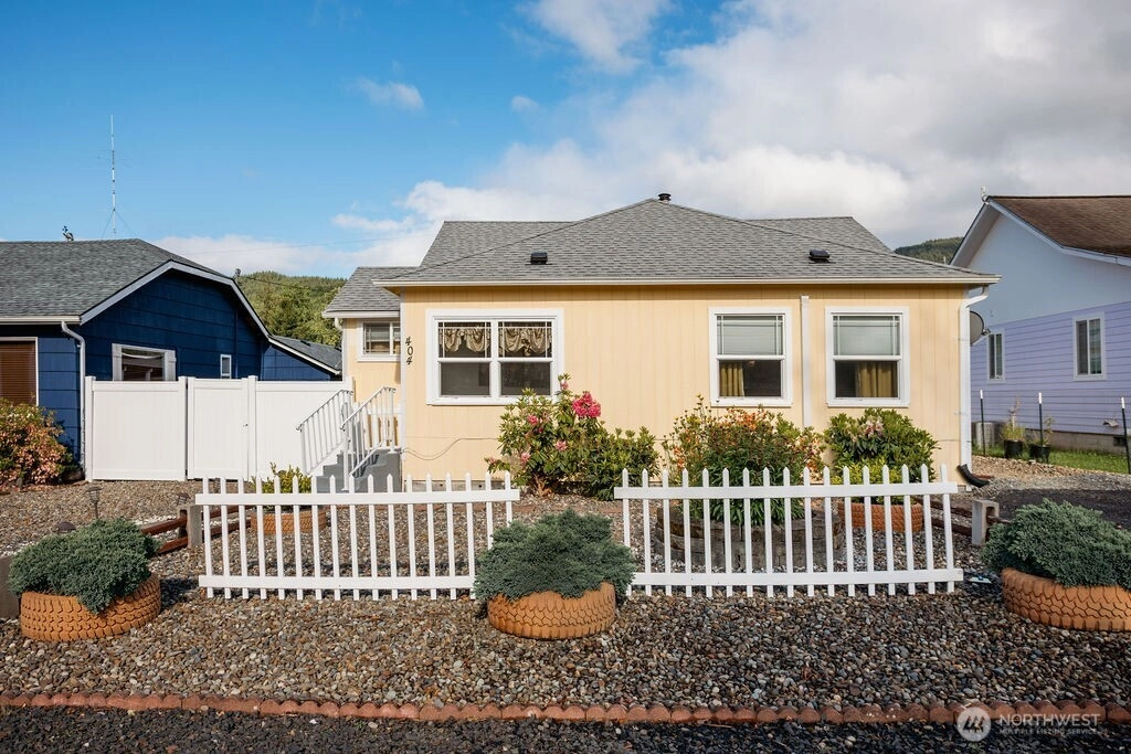 404 Jackson St Ryderwood WA 98581