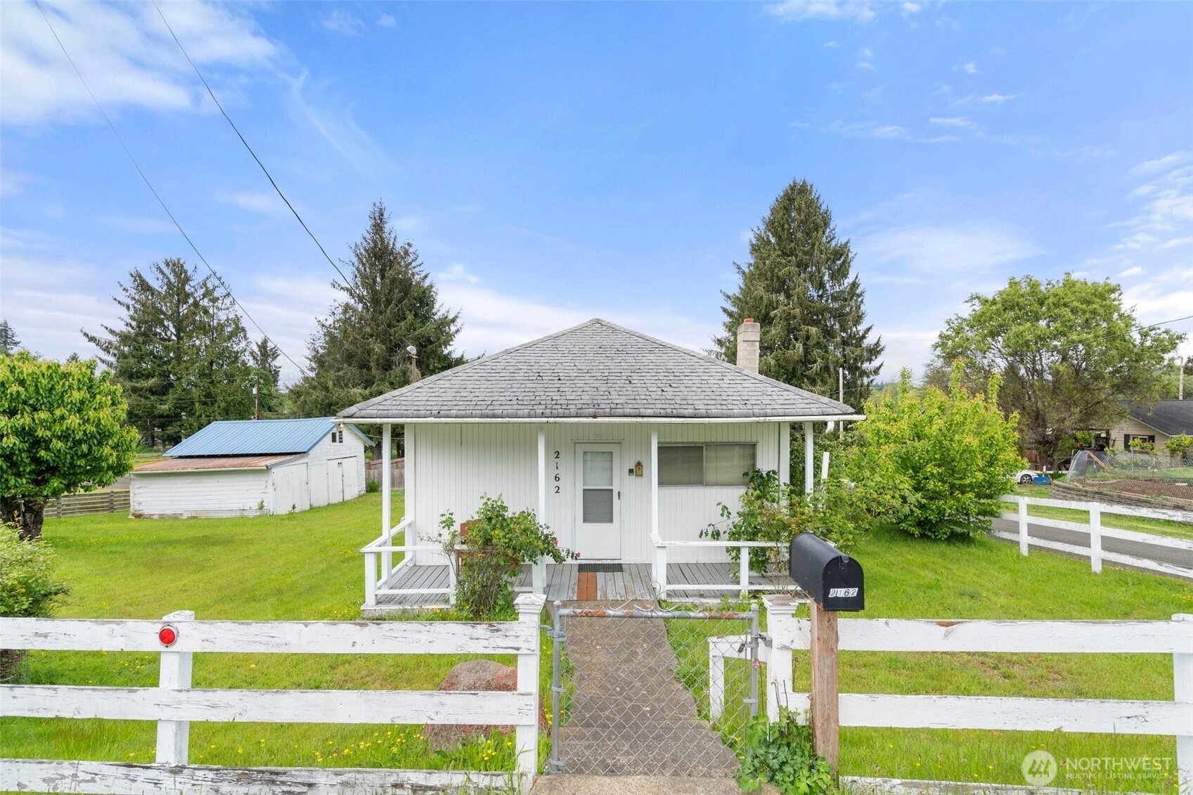 2162 Harvard St Raymond WA 98577