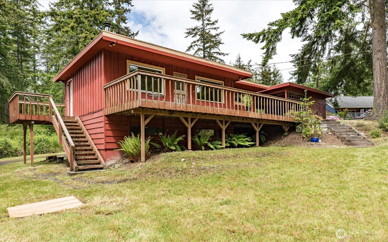 558 Shipping View Dr Freeland WA 98249