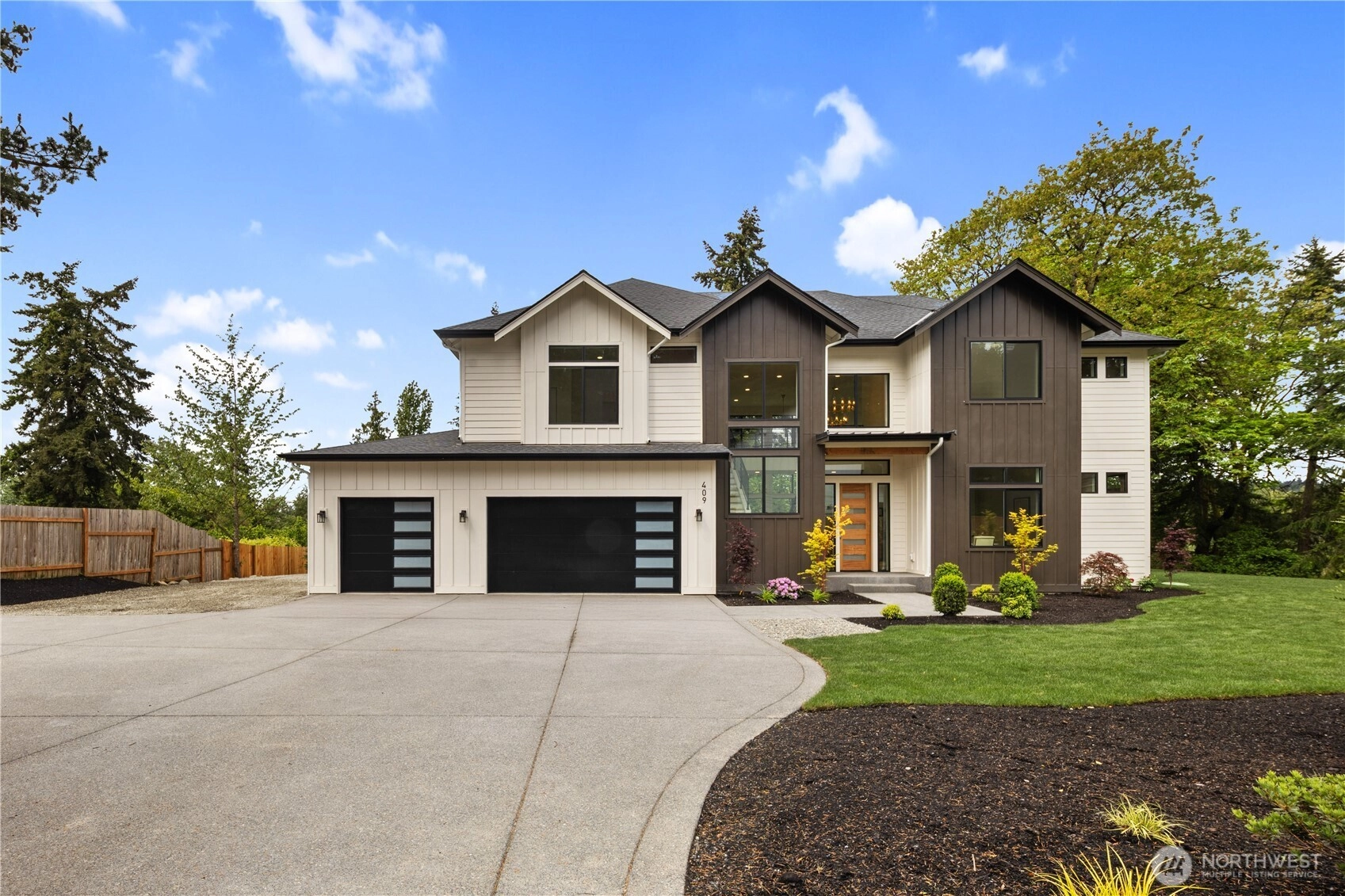 409 10th Ave Milton WA 98354