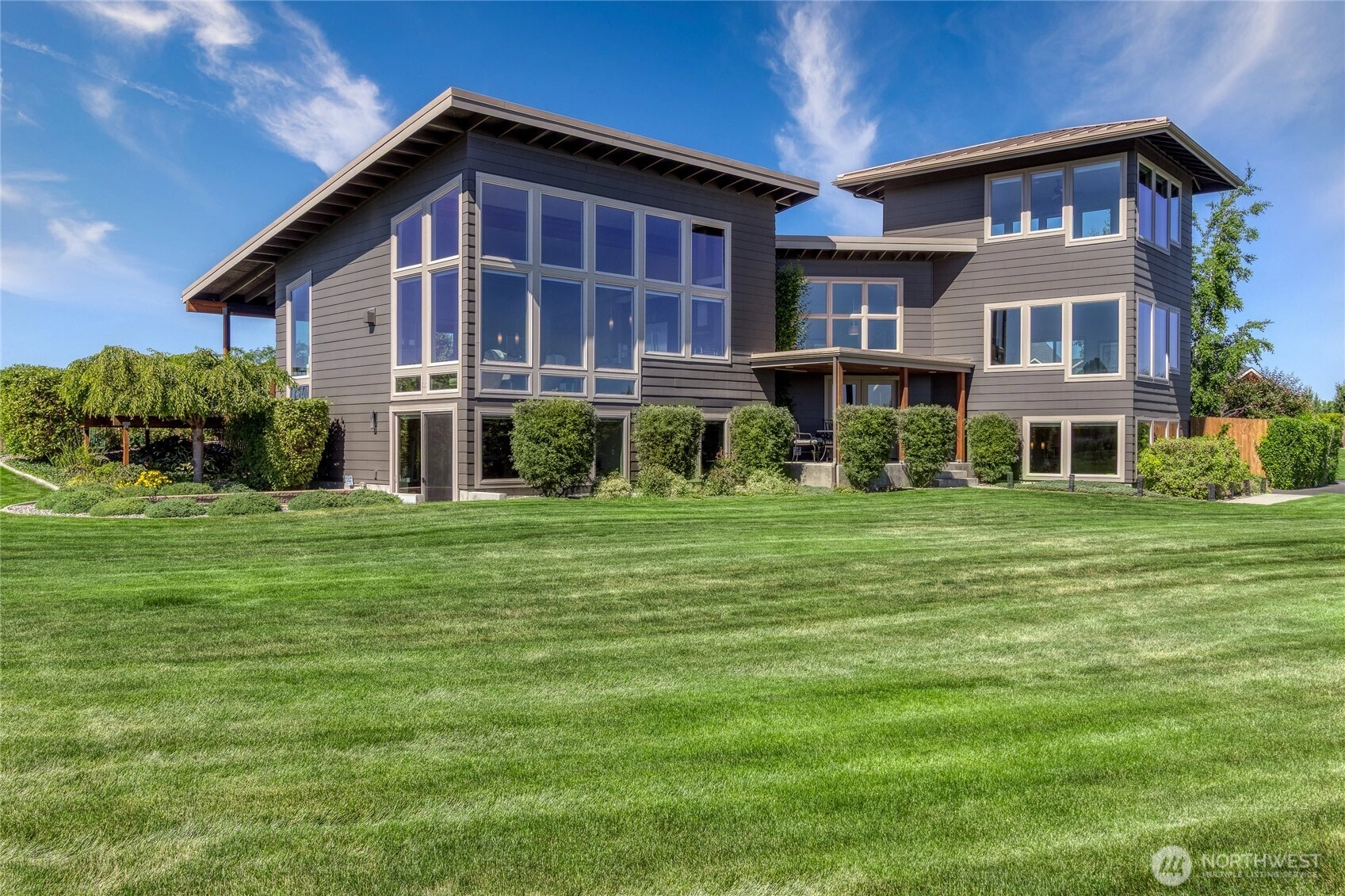 625 Summers Cir Walla Walla WA 99362