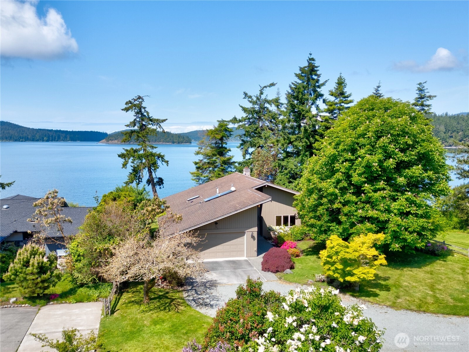 16004 Snee Oosh Rd Unit  La Conner WA 98257