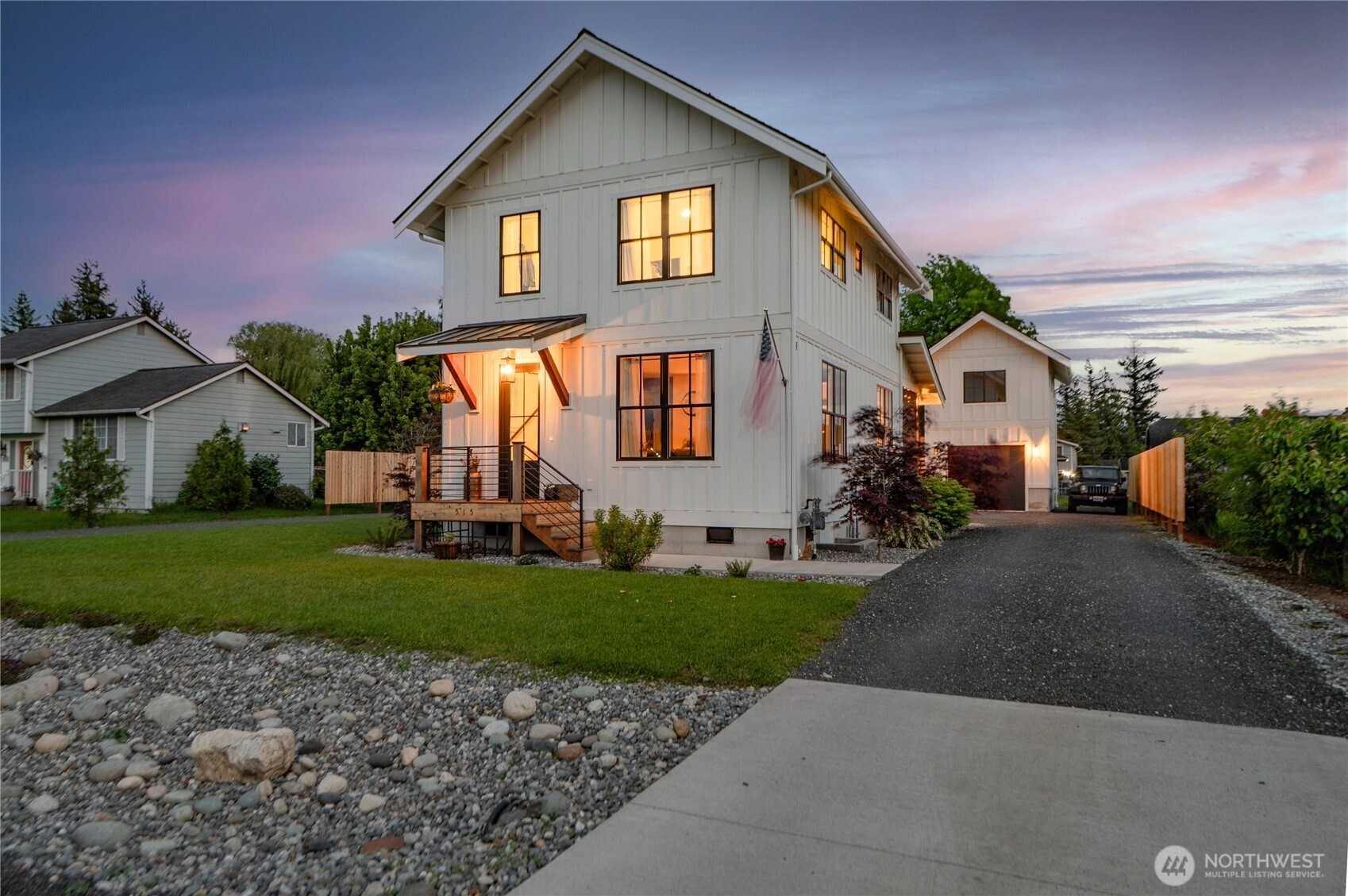 515 Mitchell St Sumas WA 98295