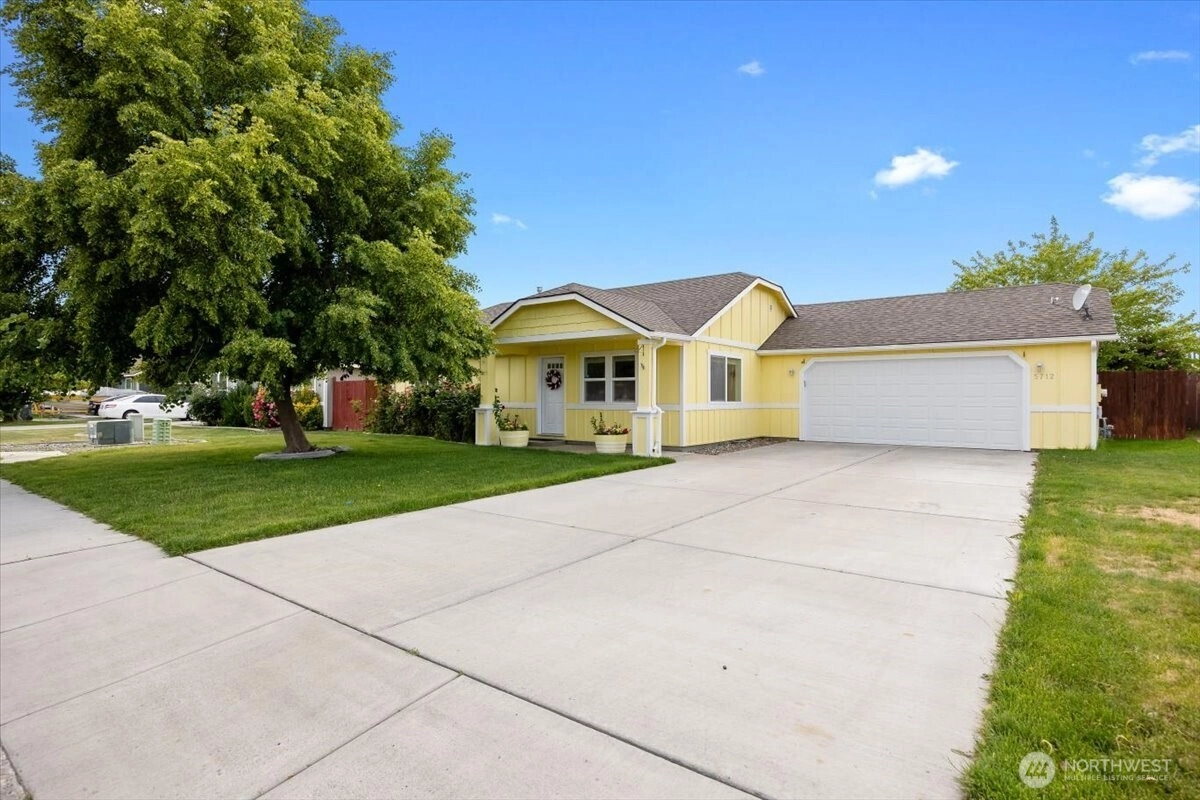 5712 Ochoco Lane Unit  Pasco WA 99301
