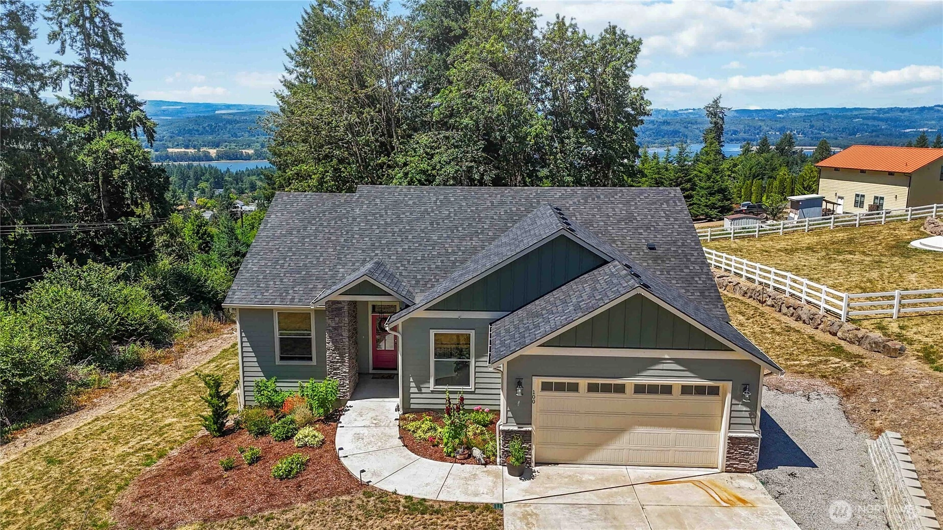 100 Nova Ln Kalama WA 98625