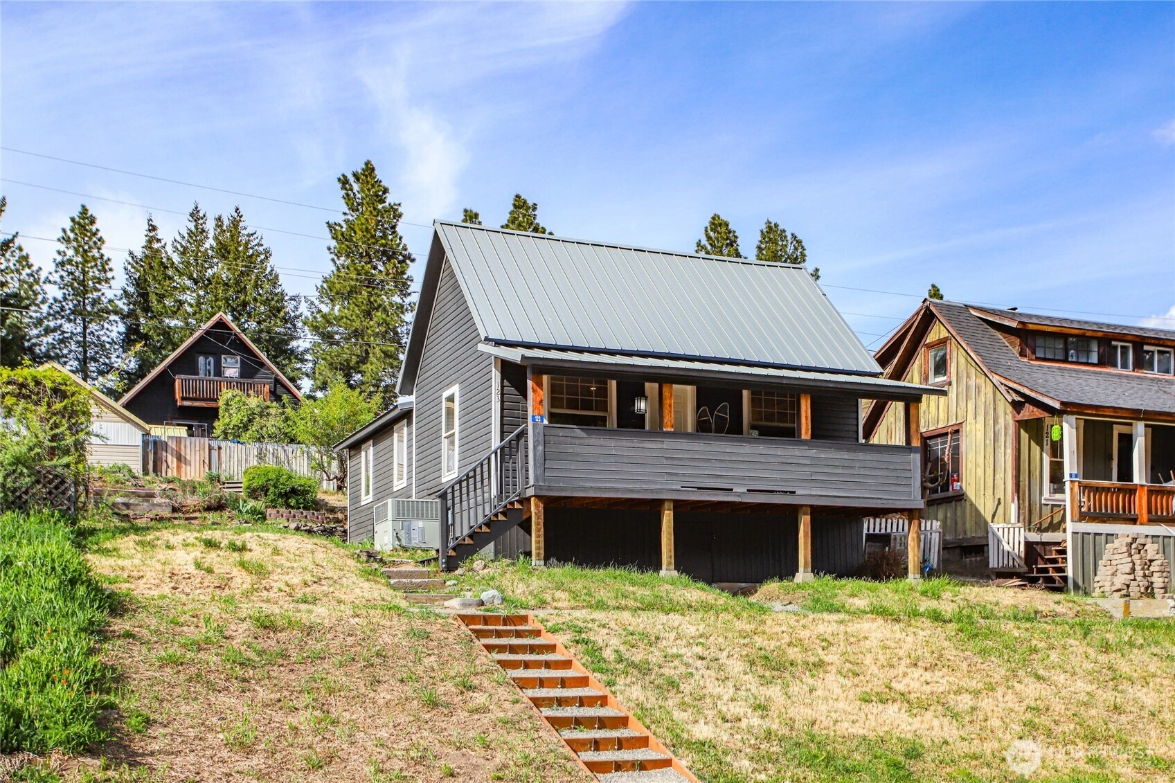 123 5th St Roslyn WA 98941