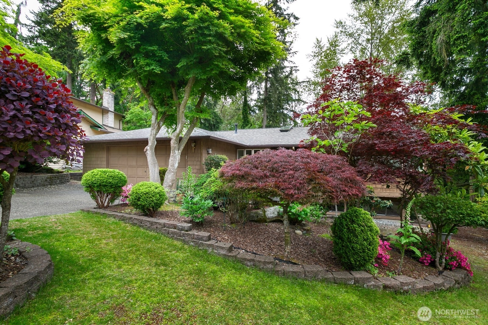 13219 SE 52nd Pl Bellevue WA 98006