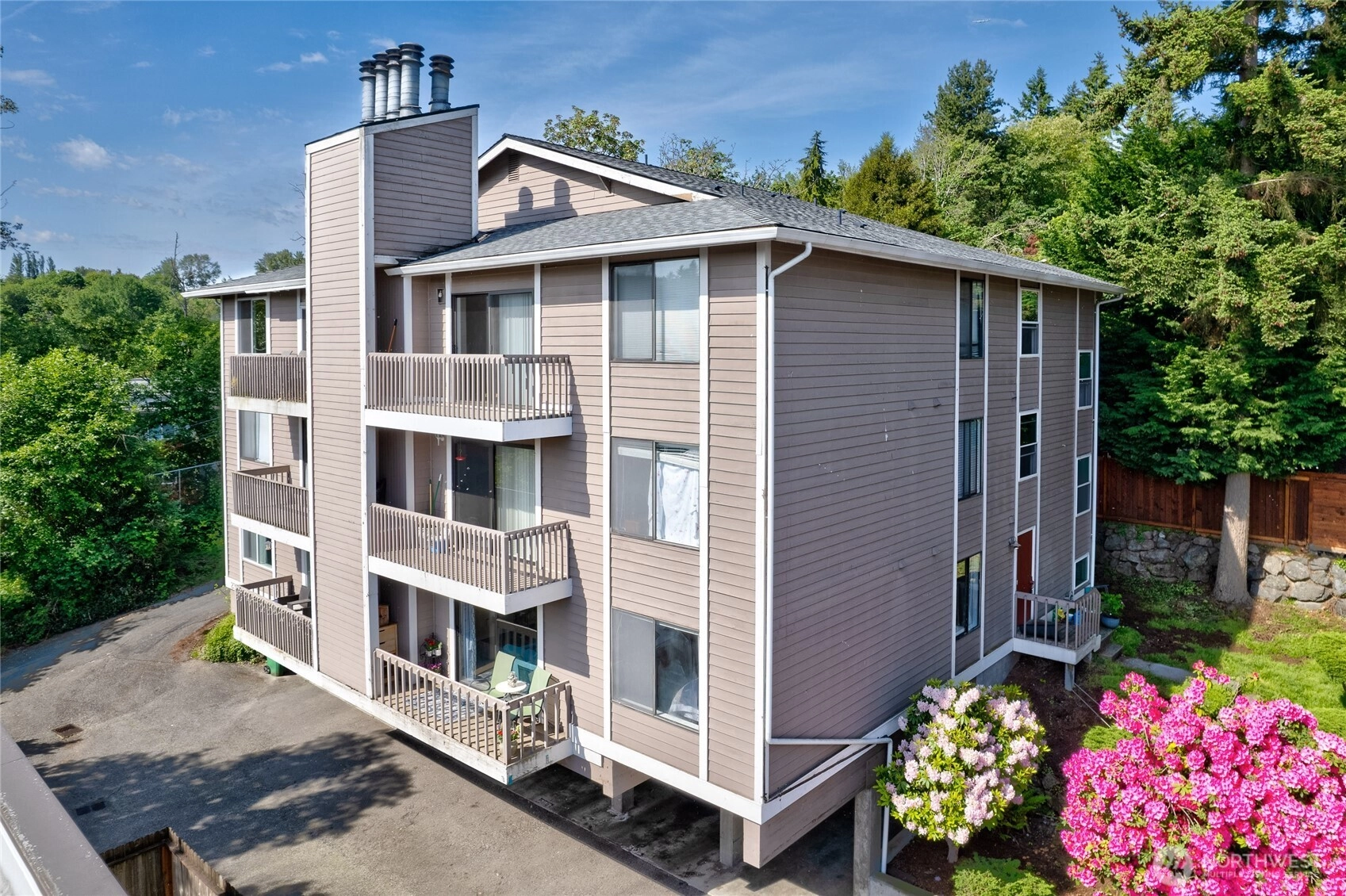 2334 NE 102nd St Unit 101 Unit 101 Seattle WA 98125