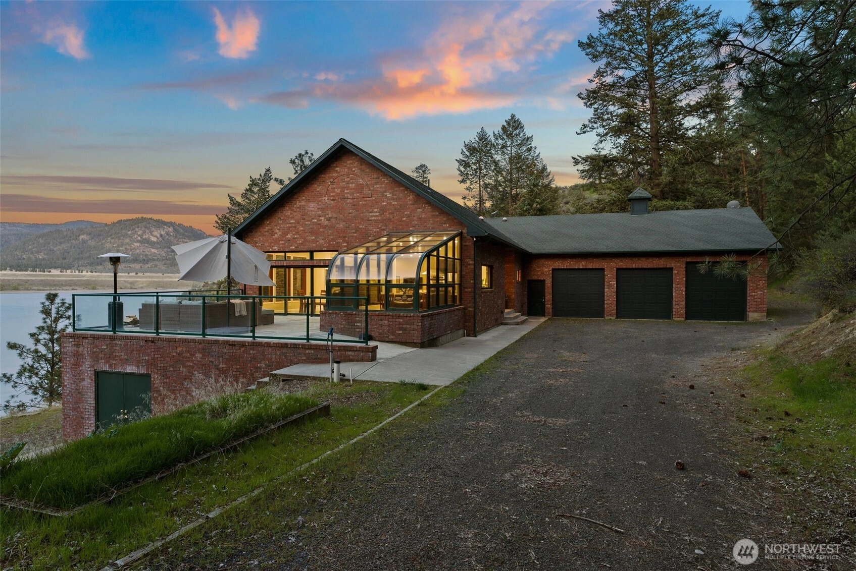42399 New Whitestone Dr N Creston WA 99117