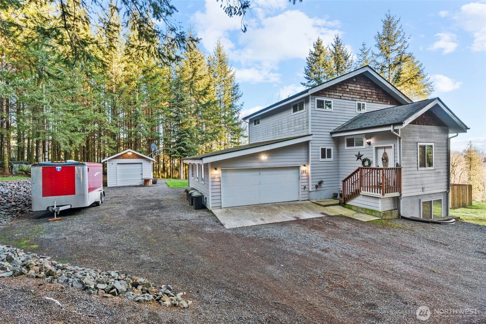 125 Whippoorwill Ln Longview WA 98632