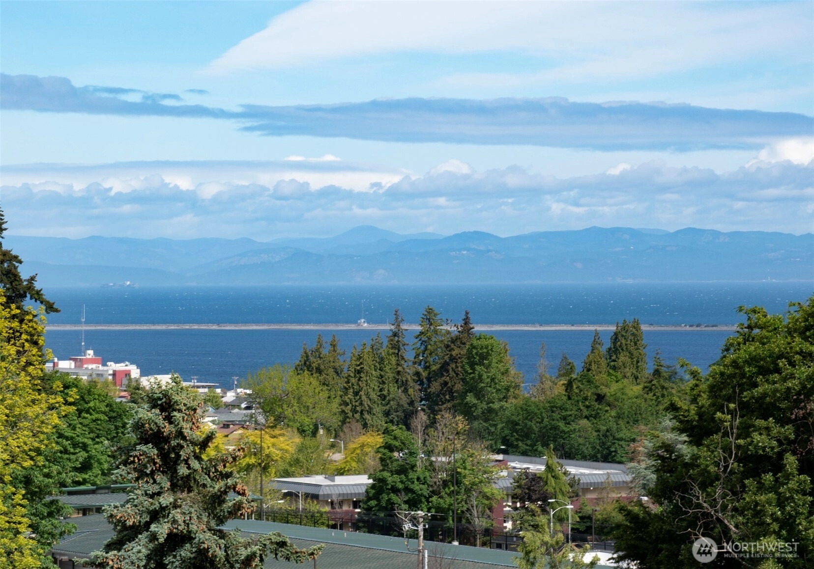 1813 E 3rd St Port Angeles WA 98362