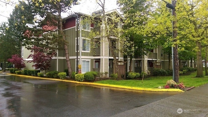 7711 NE 175th St Unit C302 Kenmore WA 98028