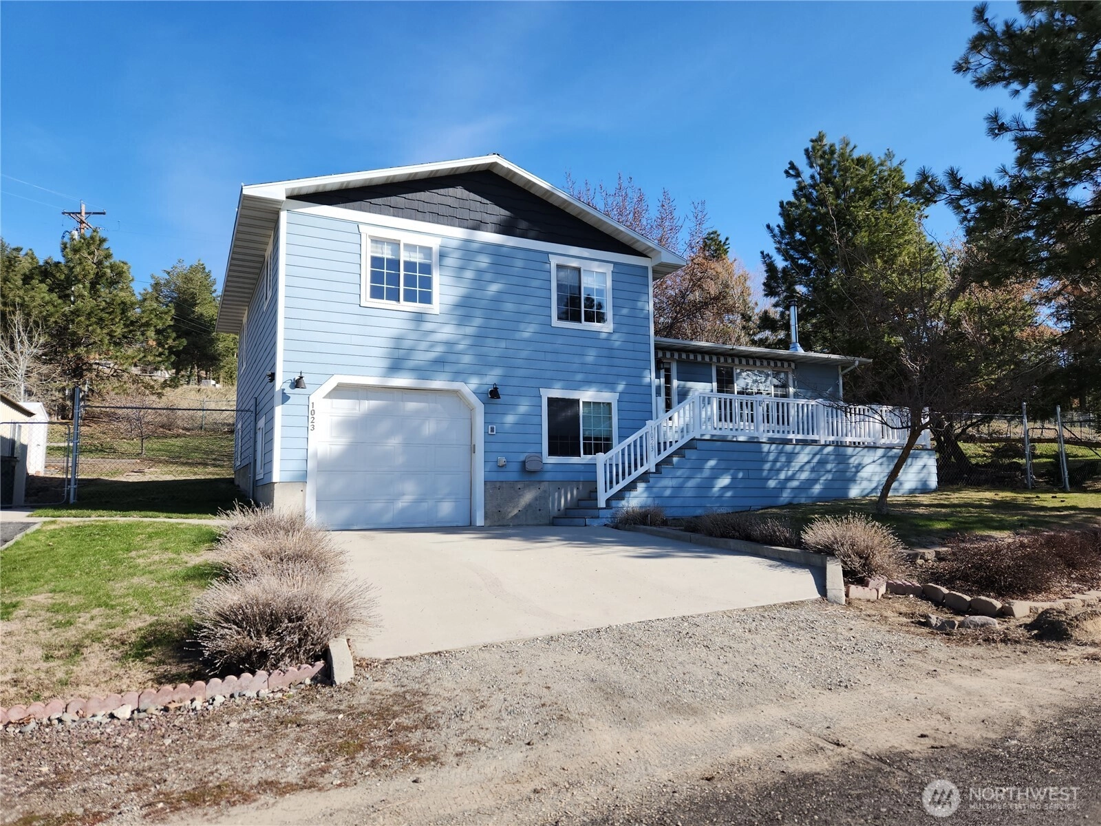 1023 N Adams St Unit  Republic WA 99166