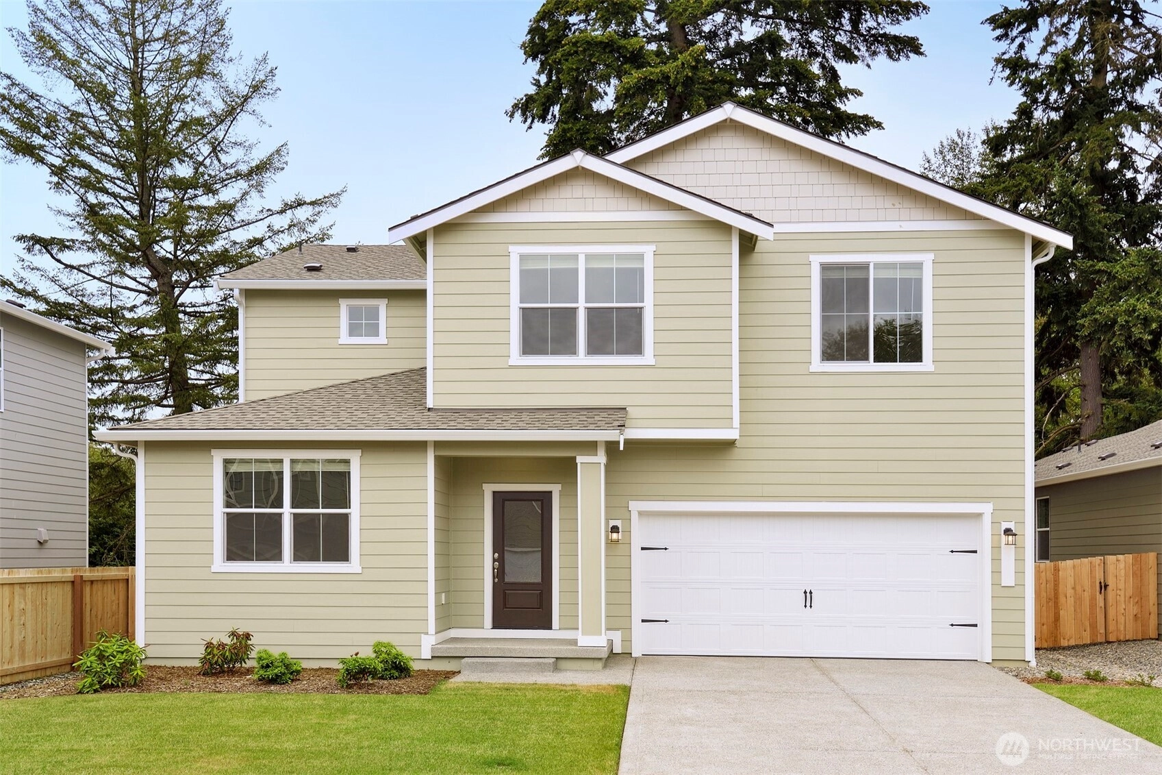 8517 13th Ave E Unit  Tacoma WA 98445