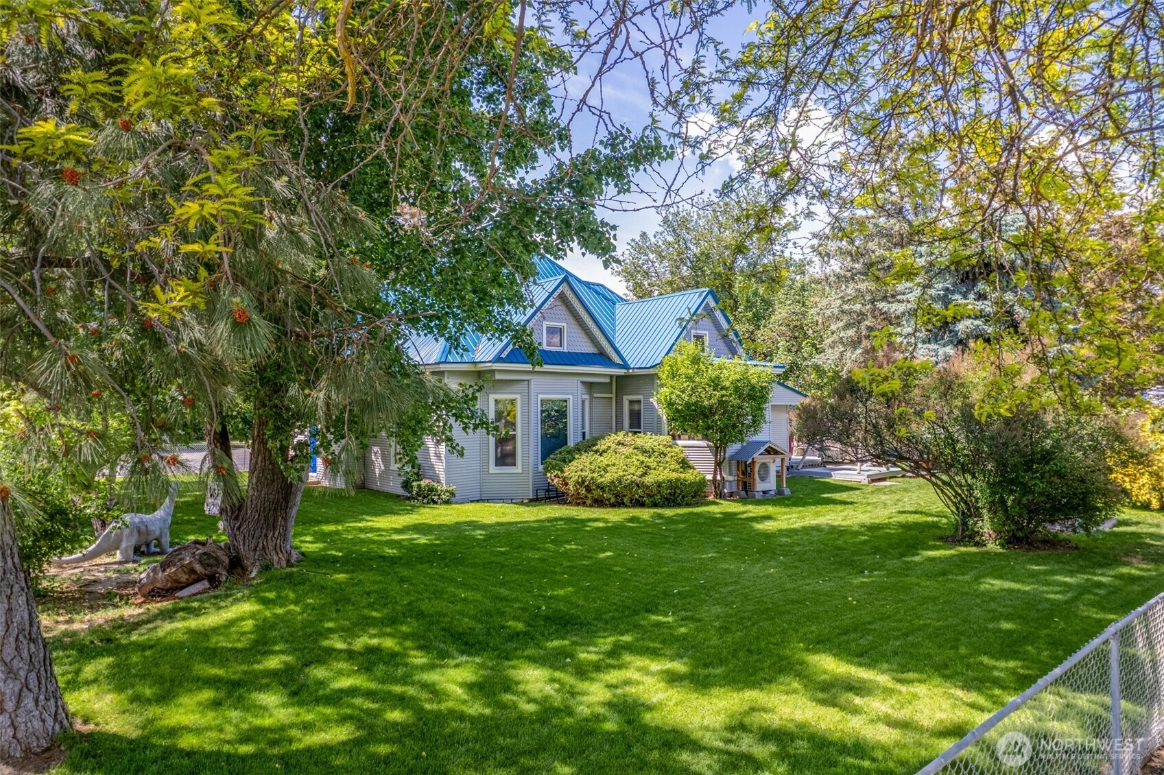 202 2nd & 204 Spokane St N Wilson Creek WA 98860